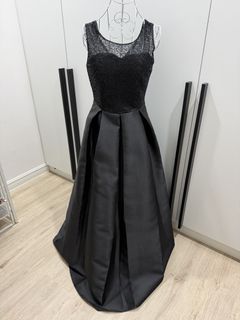 (Category: ) located in . Submitted by carmencollection (Listing ID 1464193502, Image 1). Description: .