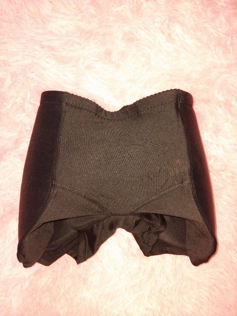Black High-Waisted Shapewear Shorts (Category: Shorts) located in Manila. Submitted by luxlane (Listing ID 1464194173, Image 1). Description: - High-waisted black shapewear shorts - Comfortable polyester cotton fabric for all-day wear - Seamless design for a smooth look under clothes - Enhances your silhouette.