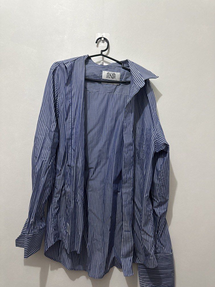 Blue Longsleeves Polo (Category: Longsleeves) located in Valenzuela. Submitted by lumaph (Listing ID 1464169018, Image 1). Description: .