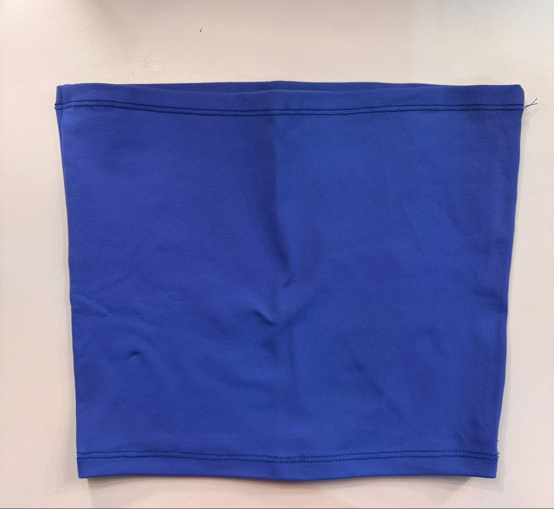 Blue tube top (Category: Sleeveless) located in Quezon City. Submitted by _sunnyside (Listing ID 1464254455, Image 1). Description: rfs: change in style.