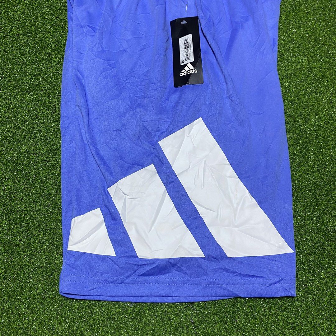 BNEW ADIDAS (Category: Shorts) located in Zaragoza. Submitted by kurlarances (Listing ID 1464296596, Image 3). Description: BNEW ADIDAS SHORT ‎ size LARGE ‎dimes W26-30/L19 ‎condition EXCELLENT ‎color rate 10/10 ‎issue NONE.