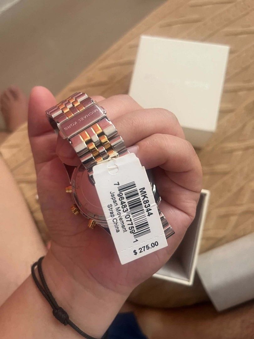 Bnew MK Lexington (Category: Luxury Watches) located in Caloocan City. Submitted by eazywatchdeals (Listing ID 1464263784, Image 2). Description: FS bnew MK lexington complete inclusion loc zabarte north caloocan open for cod/cop thru LBC withi minimal dp for assurance purpose..