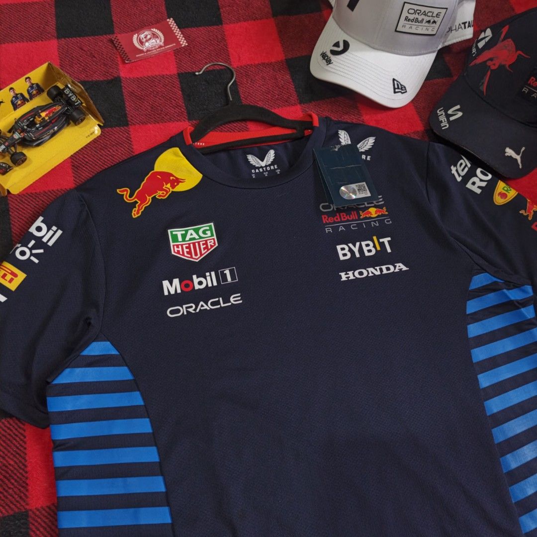 Bnew Redbull 2024 team shirt (Category: Tshirts & Polo Shirts ) located in Subic. Submitted by racearchives_jep (Listing ID 1464304607, Image 3). Description: 21x28.