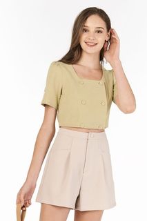 (Category: ) located in . Submitted by wardrobemirror (Listing ID 1464236648, Image 1). Description: .
