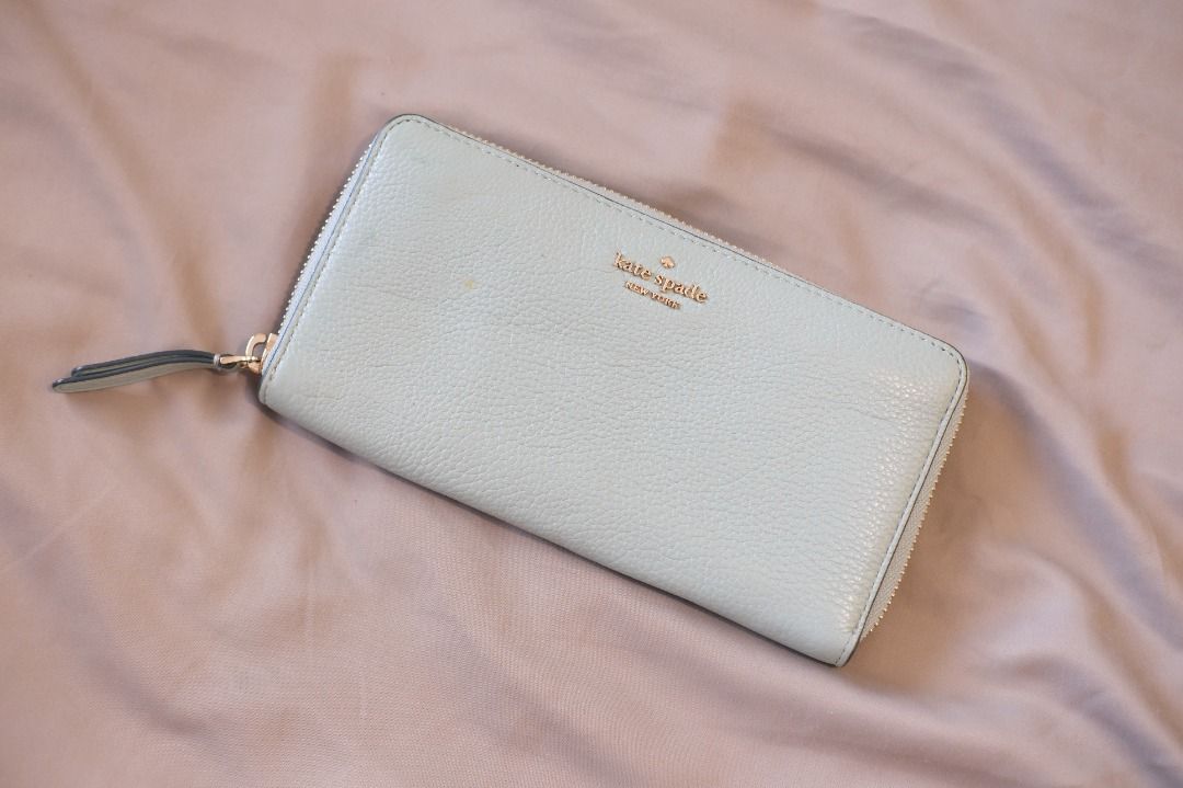 BNWT Kate Spade Tiffany Blue Long Wallet (Category: Wallets & Card holders) located in Makati City. Submitted by thunderhippo (Listing ID 1464220194, Image 1). Description: From Canada - slight staining .
