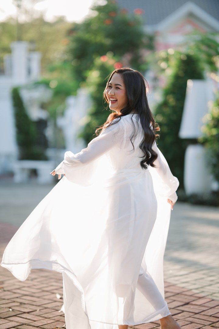 Bridal Robe with Inner (Category: Dresses) located in Balanga. Submitted by chelby23 (Listing ID 1464260207, Image 3). Description: - Beautiful robe dress - Long, flowy sleeves - Tie waist for a flattering fit - Light and airy fabric, perfect for photoshoots - Delicate beaded neckline - Moves gracefully, ideal for engagement or maternity photos.