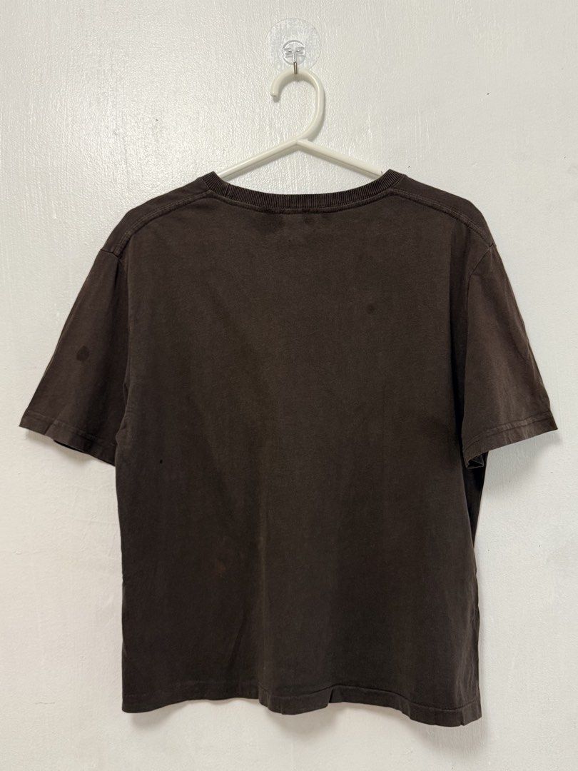 Brown Graphic T-shirt (Category: Tshirts & Polo Shirts ) located in Mandaluyong City. Submitted by nftp24 (Listing ID 1464148900, Image 3). Description: RFS: Decluttering -spots are from steam iron .