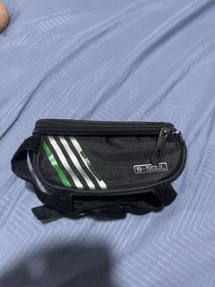 (Category: ) located in . Submitted by haziqqqqpreloved (Listing ID 1464255371, Image 1). Description: .