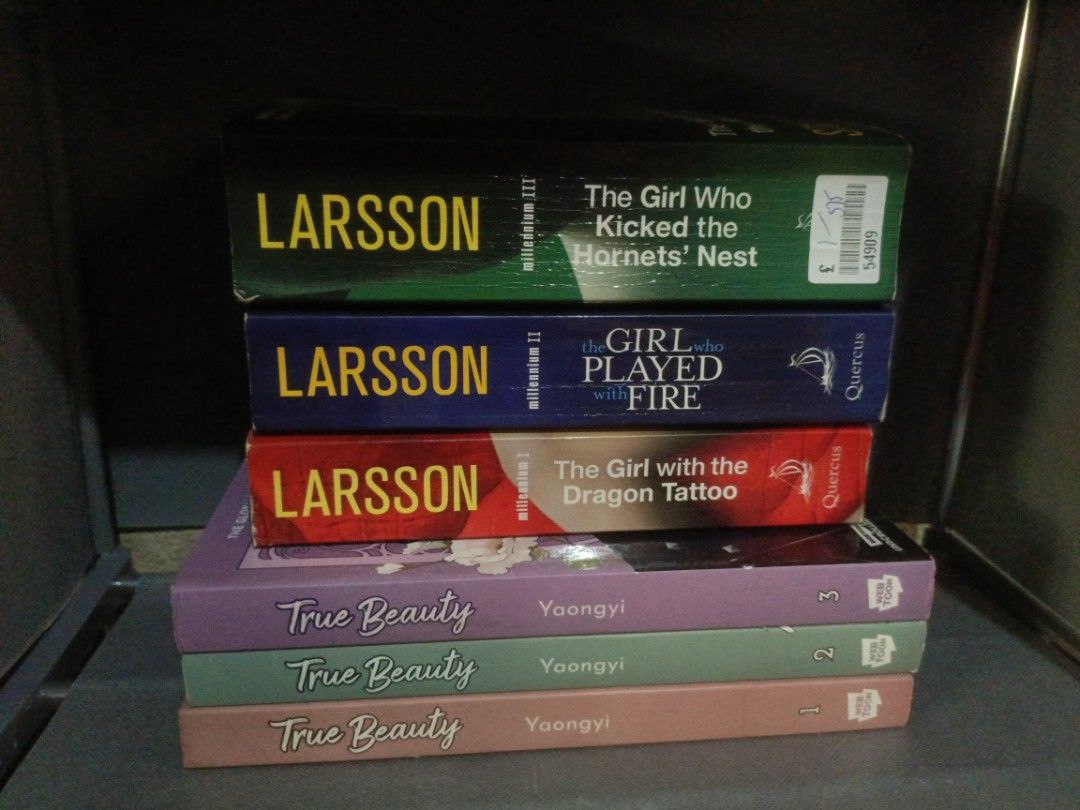 Bundle Larsson & True Beauty (Category: Storybooks) located in Bambang. Submitted by axela21 (Listing ID 1464236274, Image 1). Description: TAKE ALL 550.