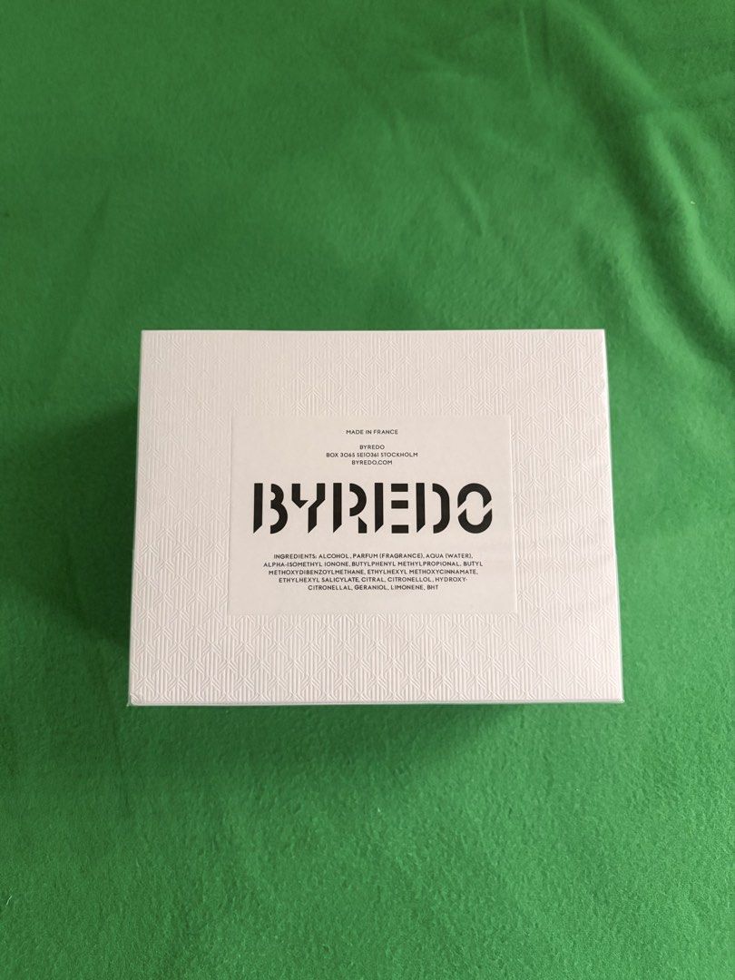 BYREDO Blanche Eau de Parfum (Category: Sanitary Hygiene) located in Manila. Submitted by lagunamanila (Listing ID 1464170599, Image 3). Description: BYREDO Blanche Eau de Parfum BRAND NEW🤍 Selling my Byredo Blanche Eau de Parfum 100ml / 3.3 oz. Clean, fresh, and elegant scent with a minimalist white packaging. Perfect for everyday wear and those who love a soft, fresh fragrance. 📌 Condition: Brand New 📌 Size: 100ml / 3.3 oz 📌 Authenticity: [