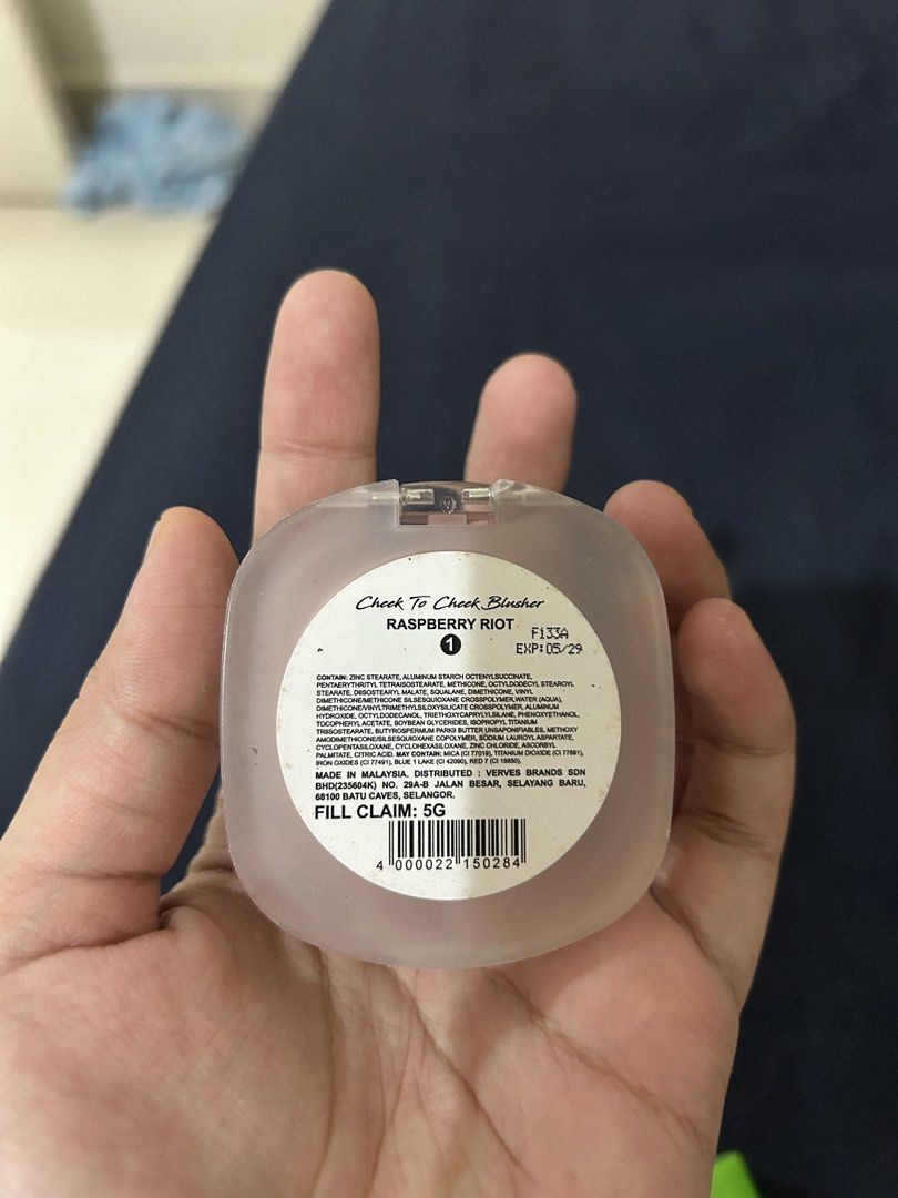 C code blusher (Category: Makeup) located in Kuantan. Submitted by zuraidahasbullah (Listing ID 1464224252, Image 2). Description: Code 1 raspberry riot.