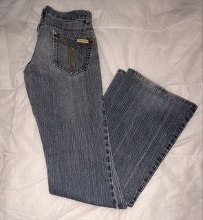 (Category: ) located in . Submitted by thriftcavite (Listing ID 1464247693, Image 1). Description: .