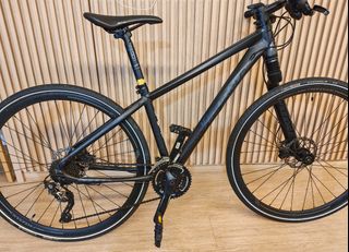 (Category: ) located in . Submitted by twowheelgoods (Listing ID 1464265500, Image 1). Description: .