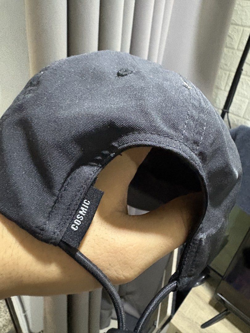 Cap (Category: Cap & Hats) located in Cyberjaya. Submitted by ridzwanradzimanap (Listing ID 1464227431, Image 3). Description: cap indonesian brand.