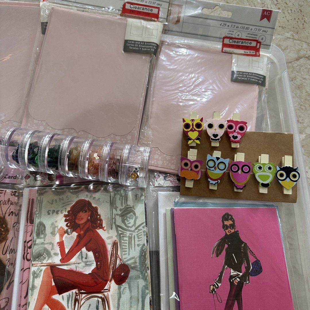 Cards, Envelopes, Glitter, and Owl Clips Craft Bundle (Category: Craft Supplies & Tools) located in Kawit. Submitted by wevibevintage (Listing ID 1464207480, Image 3). Description: .