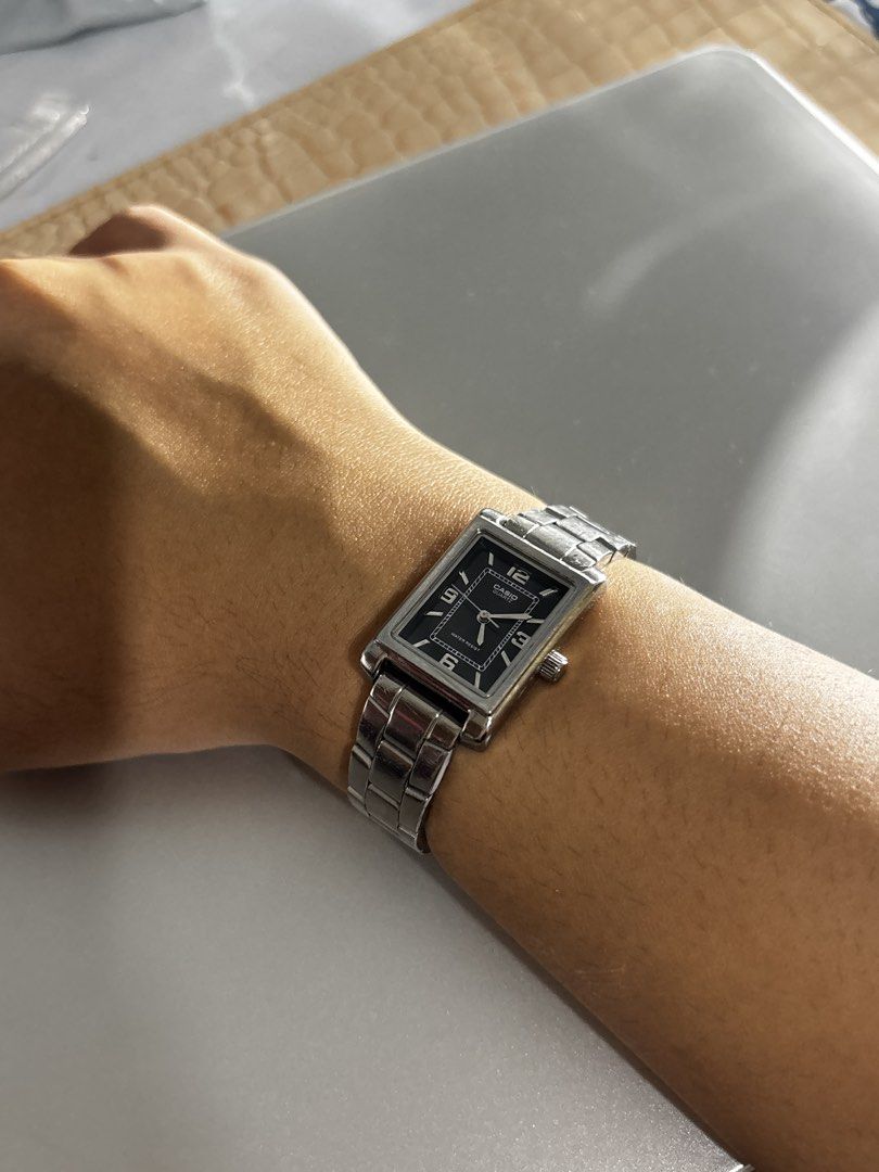 CASIO LTP-1234DD-1A (Category: Luxury Watches) located in Davao. Submitted by driane21 (Listing ID 1464228284, Image 2). Description: -No box included -minimal light scratches .