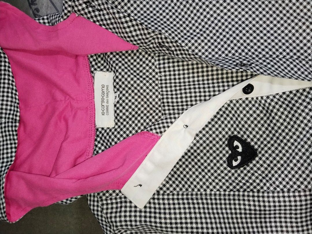 CDG HOODIE FULLSLEEVE (Category: Coats, Jackets and Outerwear) located in San Jose del Monte. Submitted by noys.831 (Listing ID 1464188798, Image 2). Description: .