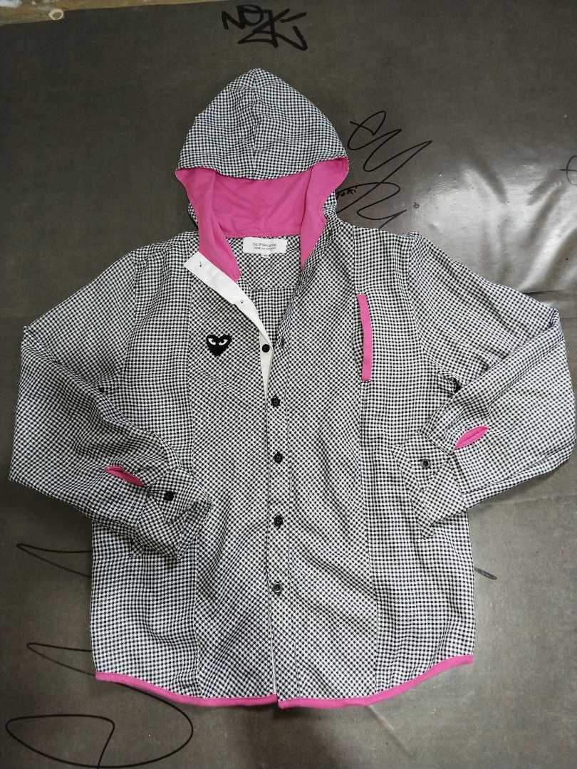 CDG HOODIE FULLSLEEVE (Category: Coats, Jackets and Outerwear) located in San Jose del Monte. Submitted by noys.831 (Listing ID 1464188798, Image 3). Description: .