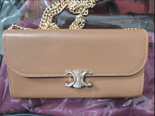 (Category: ) located in . Submitted by luxtimeless (Listing ID 1464200603, Image 1). Description: .