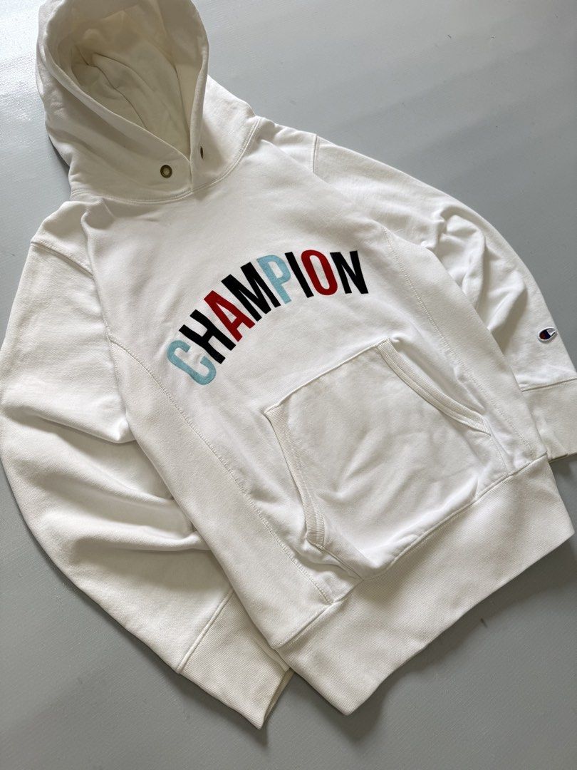 CHAMPION MULTI COLORED LOGO (Category: Coats, Jackets and Outerwear) located in Cavite. Submitted by chooseyouroutfit (Listing ID 1464305109, Image 1). Description: CHAMPION MULTI COLORED HOODIE HOODIE JACKET Puting puti Right ribbings Length - 25 Width - 19.5 Excellent condition Issue: No lace Check detailed picture .