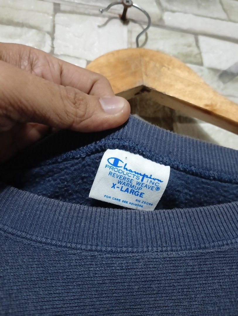 CHAMPION Pullover (Category: Coats, Jackets and Outerwear) located in Manila. Submitted by 322thriftshop (Listing ID 1464142910, Image 2). Description: CHAMPION • L'30 x W'24 • SIZE: XL - 2XL •COLOR RATE: 9.5/10 •CONDITION: EXCELLENT •NO ISSUE!.