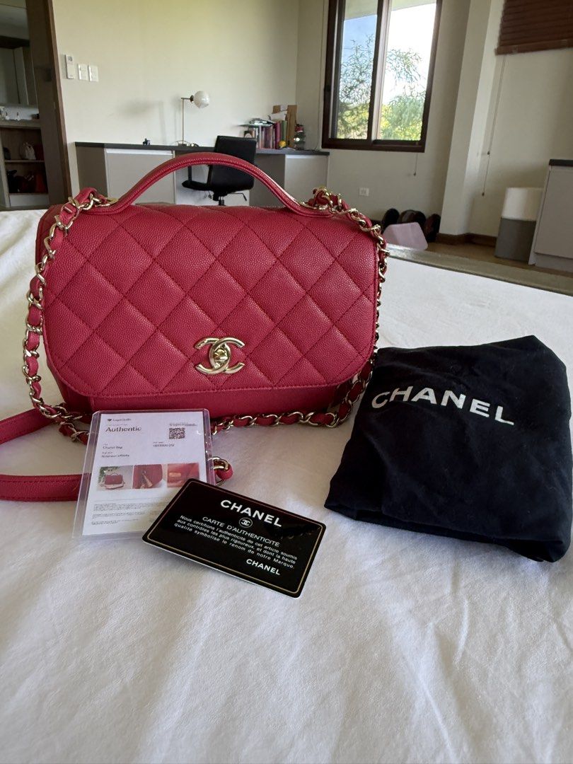 Chanel Business Affinity in Caviar Bright Red (Category: Luxury Bags & Wallets) located in Calamba. Submitted by mom2girls (Listing ID 1464139537, Image 1). Description: Pristine condition. Used once or twice only. Barely. For those who want a strikingly cute but versatile bag, this is IT. Travel in fashion with this bag kasi sobrang secure ng gamit mo sa loob. Ang mahal na ng Business Affinity ngayon, so get this beauty now habang tinotopak ako 