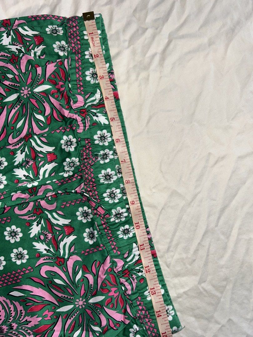 Charter Club summer pants (Category: Jeans) located in Virac. Submitted by mielsspreloved (Listing ID 1464185349, Image 3). Description: Size XS on tag stretchable waistband used once can wear as pajama or summer pants .