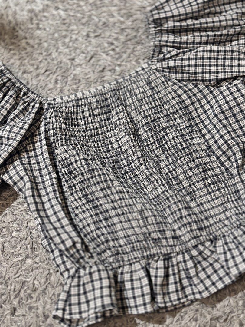 Checked Off shoulder (Category: Others Tops) located in Manila. Submitted by kattlacsamana (Listing ID 1464252048, Image 3). Description: .