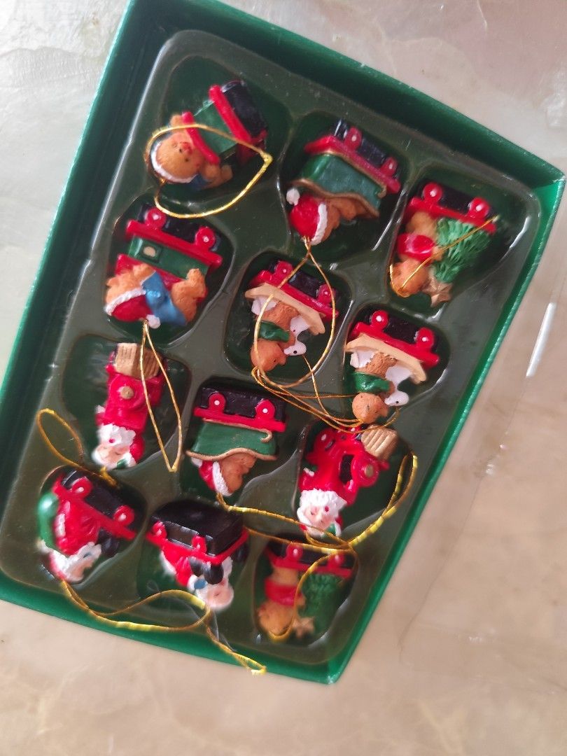 Christmas Miniature Ornaments (Category: Other Home Decor) located in Dipolog. Submitted by thriftteata (Listing ID 1464175603, Image 2). Description: resin/ceramic material very cute.