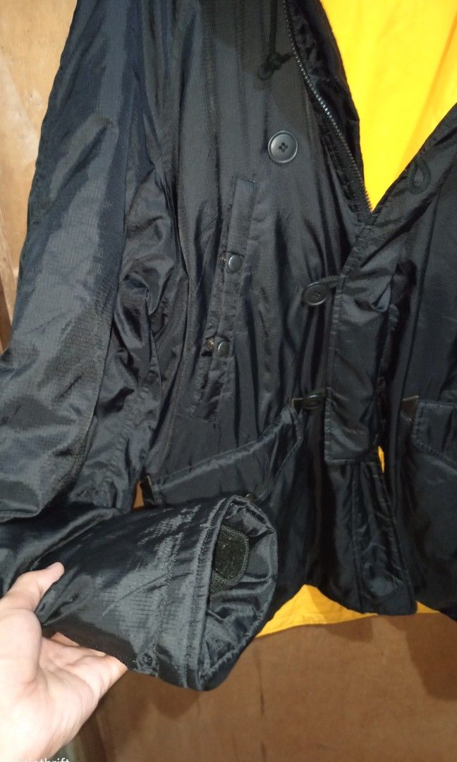 Classic black N-3b cold weather parka (Category: Coats, Jackets and Outerwear) located in Batangas. Submitted by lelethrift.com (Listing ID 1464304820, Image 3). Description: Classic black N-3b cold weather parka Size: Large No issue, excellent condition ready to use, no scratch sa surface 10/10 over all condition.