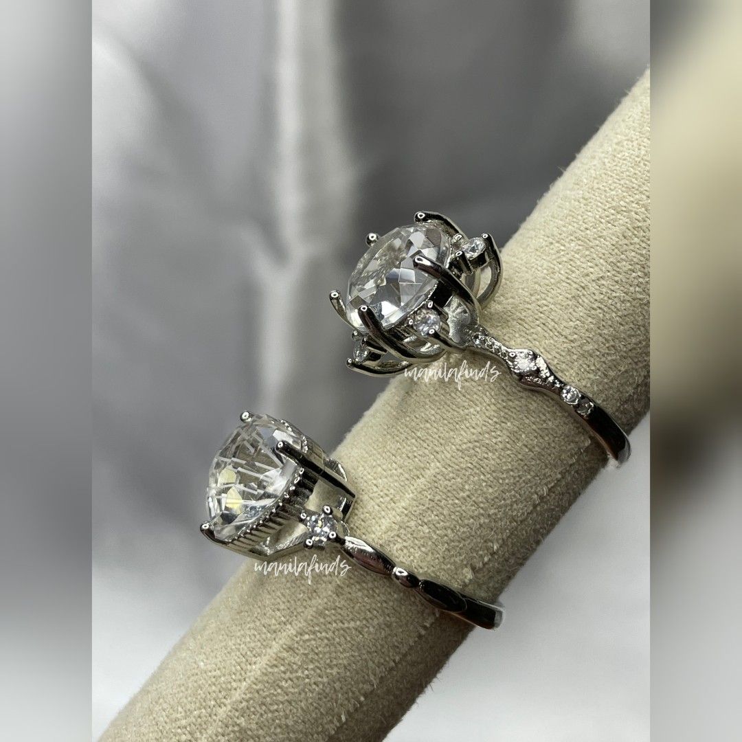 Clear Quartz heart/elegant adjustable stainless rings (Category: Rings) located in Caloocan City. Submitted by manilafinds. (Listing ID 1464164378, Image 2). Description: ⚜️ Clear Quartz ⚜️ #manilafindsRings ✔️ Stainless Steel ✔️ Adjustable Fit 🎀 𝗔𝘃𝗮𝗶𝗹𝗮𝗯𝗹𝗲 𝗼𝗻 𝗺𝘂𝗹𝘁𝗶𝗽𝗹𝗲 𝗽𝗹𝗮𝘁𝗳𝗼𝗿𝗺𝘀 — 𝗳𝗶𝗿𝘀𝘁 𝘁𝗼 𝗽𝗮𝘆, 𝗳𝗶𝗿𝘀𝘁 𝘁𝗼 𝘀𝗲𝗰𝘂𝗿𝗲. 🎀 1️⃣ ₱410 2️⃣ ₱450 👆🏼 Tap ➡️ #MNLFindsAVAILABLE ⬅️ to view all available items. ━━