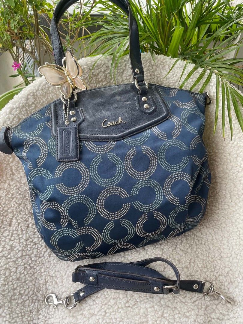 Coach Ashley Dotted OpArt Satchel (Category: Shoulder Bags) located in Bulacan. Submitted by bagzandboujee_ (Listing ID 1464211063, Image 1). Description: Coach Ashley Dotted OpArt Satchel ʀᴀɴᴋ ᴀʙ A1420 - F25183 ᴘʜᴘ ♥︎ 2,000 ♥︎ ᴀʟʟ ꜱᴀʟᴇꜱ ᴀʀᴇ ꜰɪɴᴀʟ ᴋɪɴᴅʟʏ ʀᴇᴠɪᴇᴡ ᴀʟʟ ᴘʜᴏᴛᴏꜱ & ᴅᴇꜱᴄʀɪᴘᴛɪᴏɴ ʙᴇꜰᴏʀᴇ ᴘᴜʀᴄʜᴀꜱɪɴɢ. ᴄʜᴀʀᴍꜱ | ᴀᴄᴄᴇꜱꜱᴏʀʏ | ᴇxᴛᴇɴᴅᴇʀ ɴᴏᴛ ɪɴᴄʟᴜᴅᴇᴅ ꜰᴏʀ ᴅɪꜱᴘʟᴀʏ ᴘʜᴏᴛᴏ ᴘᴜʀᴘᴏꜱᴇꜱ ᴏɴʟʏ.