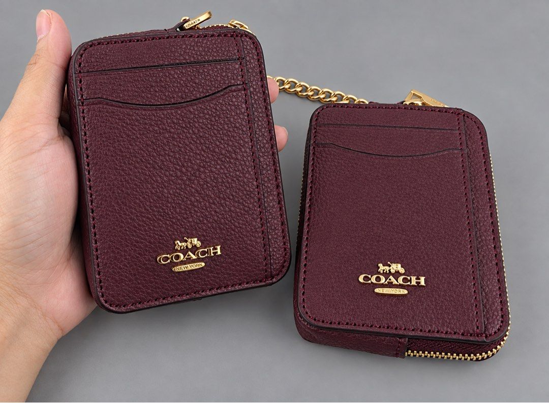 Coach Zip Card Case Wallet (Category: Wallets & Card holders) located in Binan City. Submitted by pinkykeenshop (Listing ID 1464326244, Image 1). Description: .