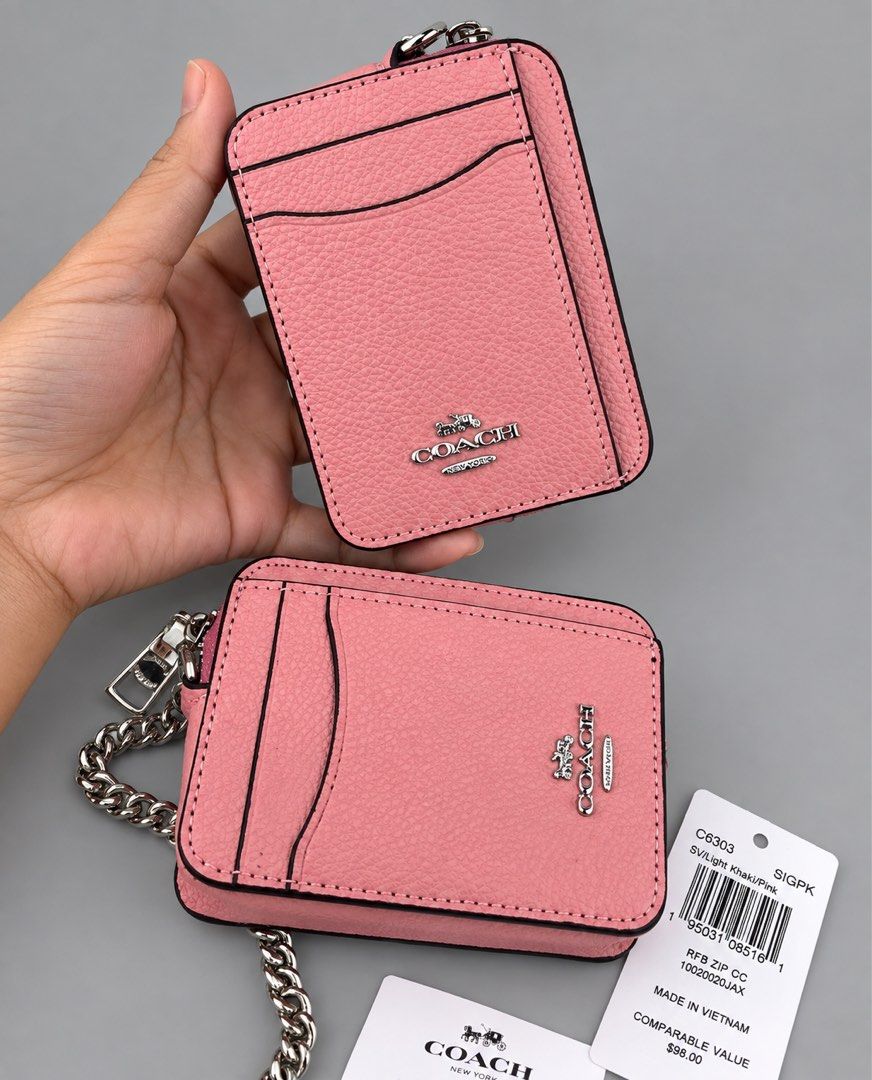 Coach Zip Card Case Wallet (Category: Wallets & Card holders) located in Binan City. Submitted by pinkykeenshop (Listing ID 1464326344, Image 1). Description: .