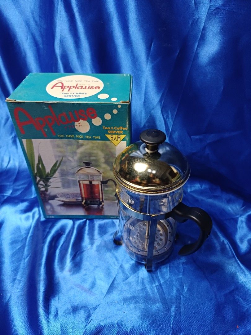 Coffee n Tea glass server (Category: Coffee & Tea Tableware) located in Quezon City. Submitted by swiftmoonart (Listing ID 1464349270, Image 2). Description: Glass and stainless materials.. japan had standard for kitchenwares.. not easy to rust...