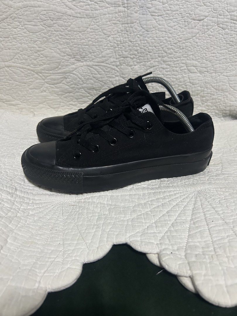 Converse All Star Black Low Top Sneakers (Category: Sneakers) located in Malaybalay. Submitted by thrifturessential (Listing ID 1464279876, Image 2). Description: - Classic black Converse low tops - Size: US 5.5W / EUR 36 / 22.5CM - A great, wearable staple piece for any wardrobe.