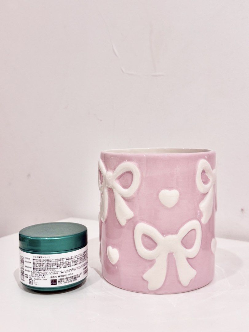 Coquette Large Vase in Pink (Category: Juicers, Blenders & Grinders) located in Manila. Submitted by strawberrymelo (Listing ID 1464200106, Image 2). Description: .