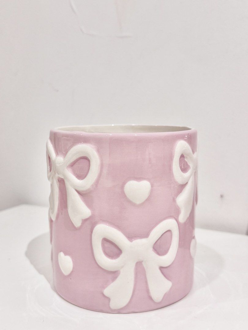 Coquette Large Vase in Pink (Category: Juicers, Blenders & Grinders) located in Manila. Submitted by strawberrymelo (Listing ID 1464200106, Image 1). Description: .
