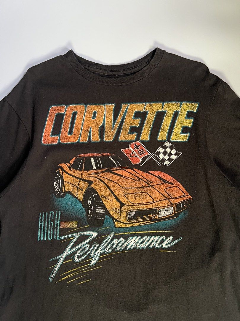 Corvette High Performance Graphic T-Shirt (Category: Tshirts & Polo Shirts ) located in Baler. Submitted by allthrifted31 (Listing ID 1464286467, Image 2). Description: - Vintage-style black t-shirt - Features a classic Corvette graphic - Text reads 'Corvette High Performance' - Made from comfortable material - Perfect for car enthusiasts and retro style lovers - Size: M/M (fits 38/40 chest).