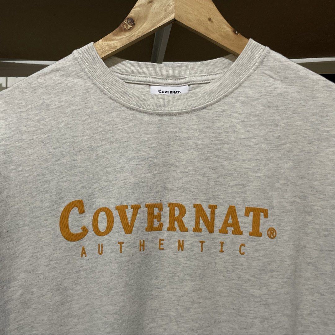 Covernat Authentic Script Shirt 21 x 25 (Category: Shirts) located in Porac. Submitted by good.thriftsph (Listing ID 1464235582, Image 2). Description: Medium on Tag 21 w 25 Length Detailed Print Small to medium fit Gcash JNT PORAC PAMPANGA .