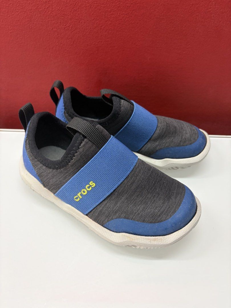 Crocs shoes USA (Category: Babies & Kids Fashion) located in Manila. Submitted by coolandchic (Listing ID 1464161433, Image 1). Description: USA Size 6.