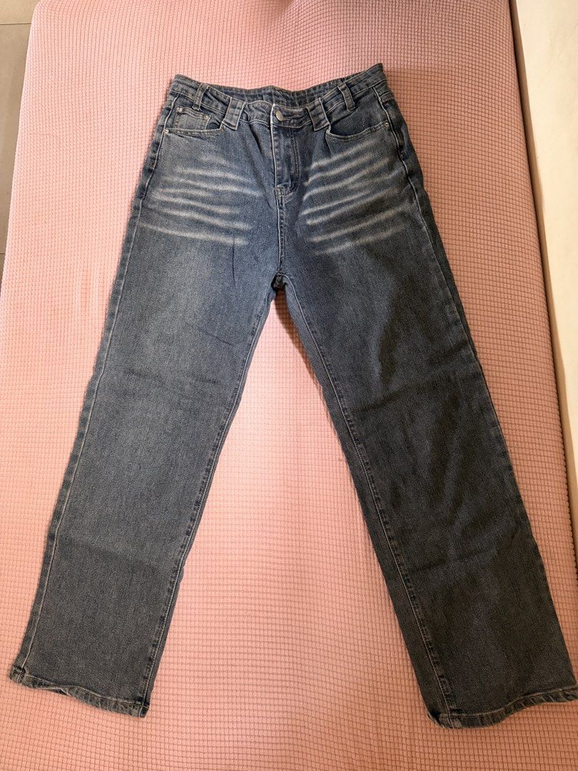 Dark Washed Straight-Leg Jeans (Category: Jeans) located in Daraga. Submitted by littlemissdeclutter.wtme (Listing ID 1464204006, Image 1). Description: - used twice only - Faded black or charcoal denim jeans - faded whiskering across the upper thighs - a relaxed straight-leg silhouette - can fit to 26-29.