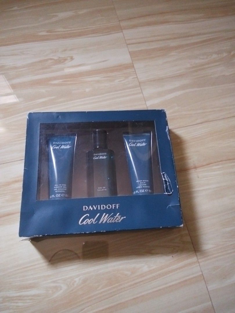 Davidoff Cool Water Set Men's (Category: Fragrance & Deodorants) located in Calasiao. Submitted by alluringvenus.thriftshop (Listing ID 1464160904, Image 2). Description: Davidoff Cool Water Set men Eau de Toilette 40ml +Shower Gel 50ml +after Shave Balm 50 ml Brand new with price tag.