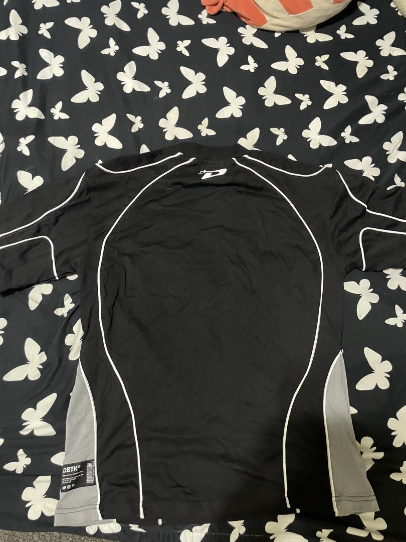 DBTK Shirt (Category: Tshirts & Polo Shirts ) located in Manila. Submitted by ryukk2311 (Listing ID 1460618972, Image 3). Description: DBTK Splice Tribe Tee Black Size: Small (lowball matic delete convo) No plastic and tagged Only used once! Shipping via (Lalamove only) Meetups: Around UST .