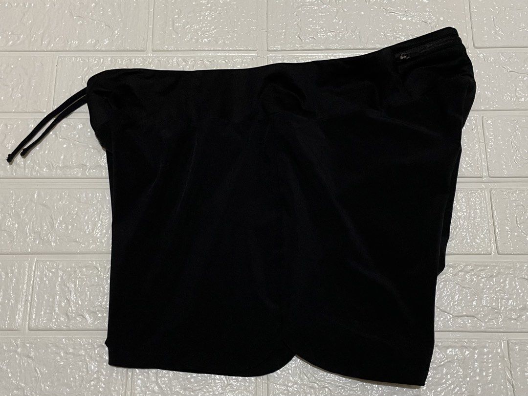 DECATHLON Kiprun Running Shorts- Short Run Dry (Category: Activewear) located in Marilao. Submitted by clear_out_closet (Listing ID 1464278677, Image 2). Description: Item Details: 👇 • Brand: Decathlon (Kiprun / Kalenji Line) • Color: Black • Material: 86% Polyester, 14% Elastane • Sizing: Tagged EU L / UK 12-14 / US L (Fits Women’s Medium to Large / Refer to flat measurements) • Official Item Reference Code: Item 2730467 / Model 70843 / Short R