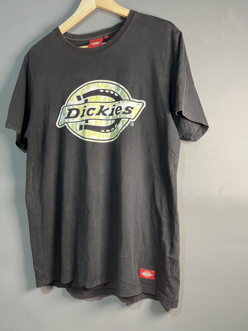 DICKIES T - SHIRT (Category: Announcements) located in Palo. Submitted by marllennon (Listing ID 1464142397, Image 3). Description: S on tag XL Dm sa details issue : fade na yung tela Loc : Tacloaban | Palo leyte.