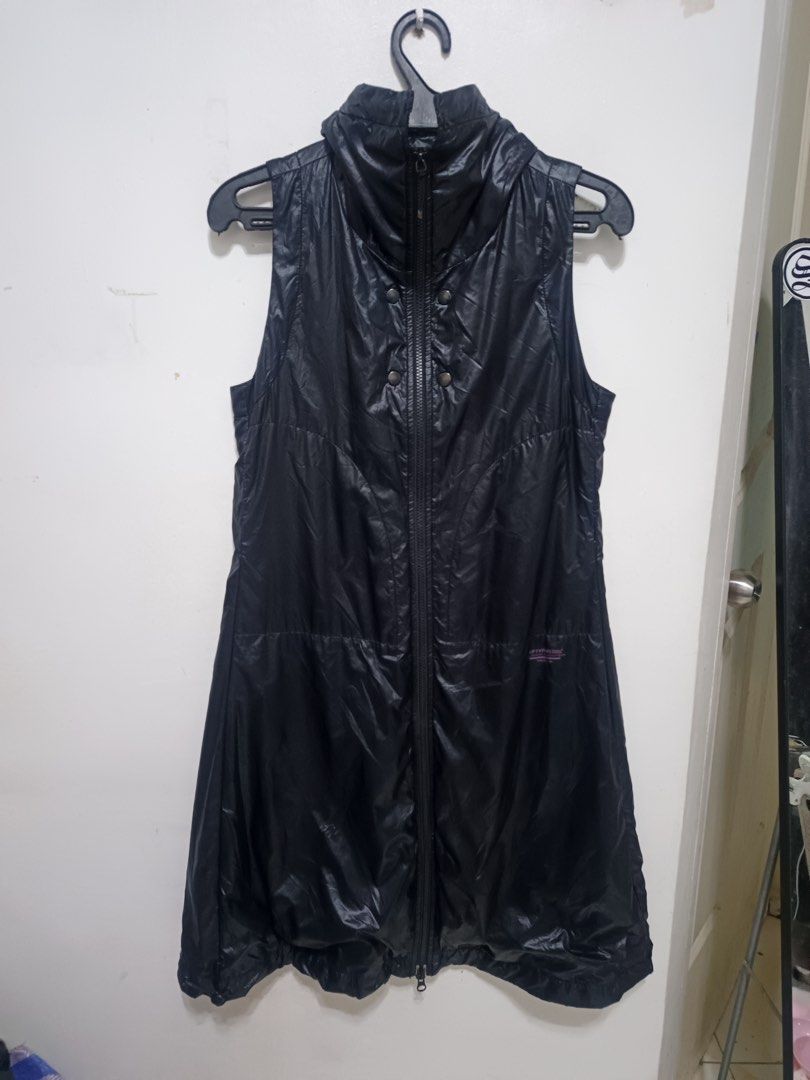 DIESEL (Category: Coats, Jackets and Outerwear) located in Dasmarinas. Submitted by jessputrages (Listing ID 1464303536, Image 3). Description: For sale Diesel Excellent condition No issue 700 plus shipping fee Pm for more details.