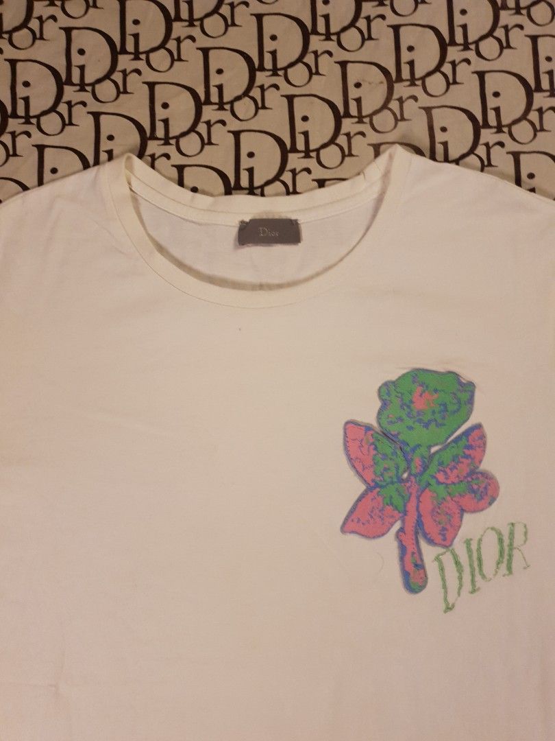 Dior flower puffprint (Category: Shirts) located in San Fernando. Submitted by retro.district. (Listing ID 1464193499, Image 2). Description: - Dior flower puff print - Size: Large - Condition: Excellent - No issue.