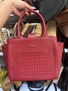 (Category: ) located in . Submitted by everythingpreloveddd (Listing ID 1464174764, Image 1). Description: .