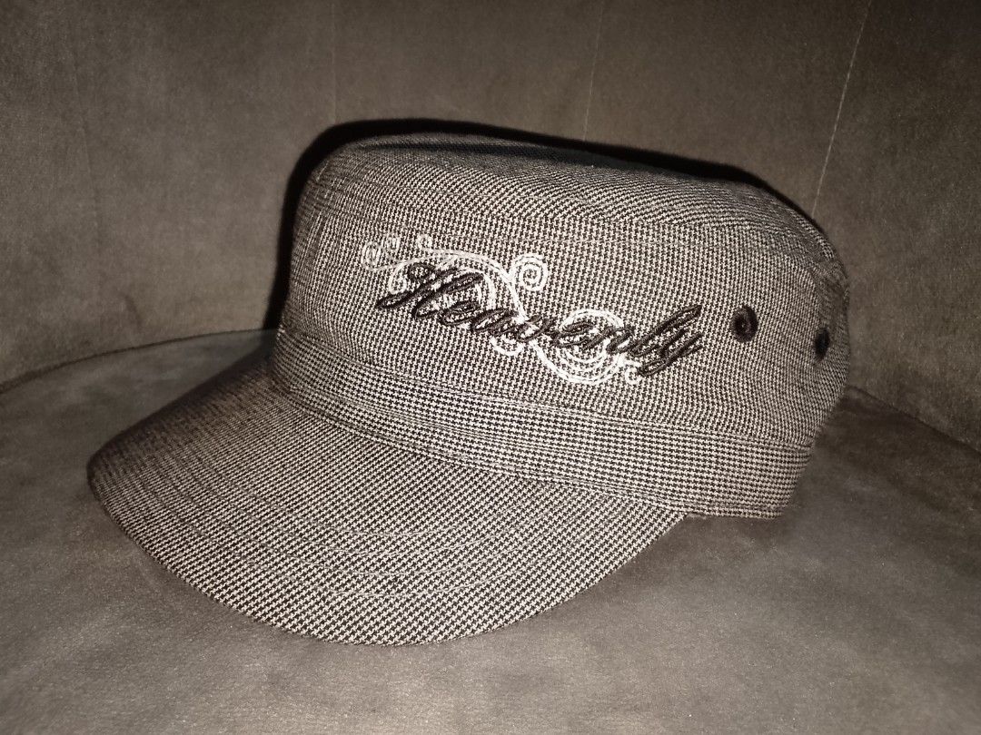 District "Heavenly" Hounsdtooth Cadet Hat (Category: Hats & Beanies) located in Binangonan. Submitted by yuristalin888 (Listing ID 1464314211, Image 2). Description: Add some classic style to your look with this cadet-style hat from Distric. The grey and black houndstooth pattern gives it a timeless, versatile feel suitable for everyday wear[cite. The flat-top silhouette and curved brim provide a comfortable fit, while the embroidered "Heavenly" 